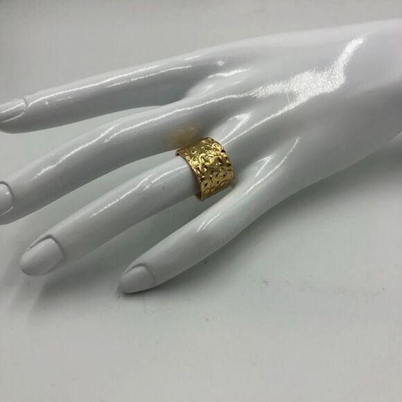 18K Gold Plated Women’s Textured Finger Ring | Open Back | Everyday Waterproof - Picture 3 of 10